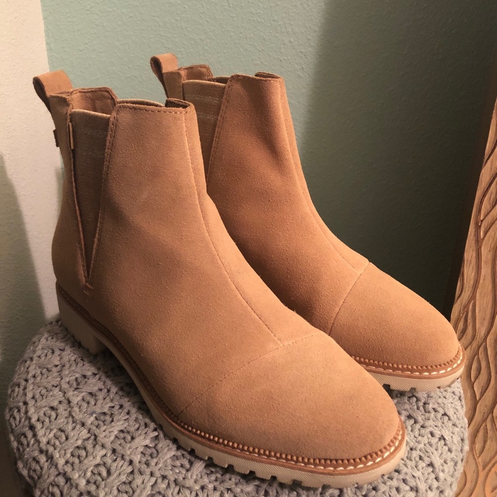 Brand new Toms Cleo Boot